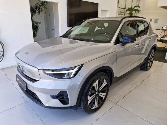 VOLVO XC40 P6 RECHARGE ELECTRIC PLUS